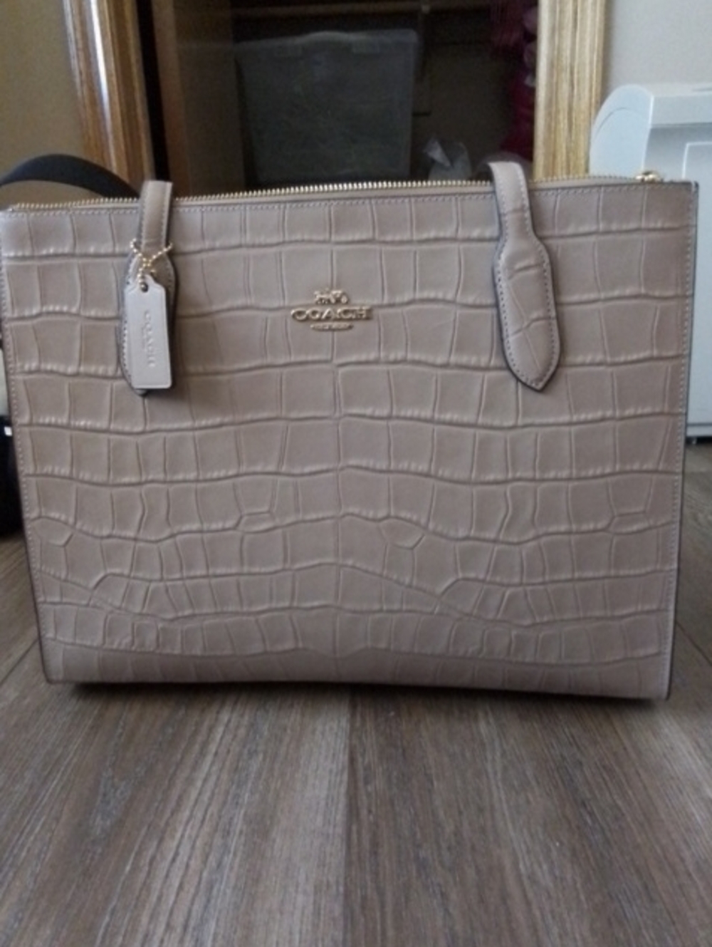 Coach Nina Tote Crocodile Embossed Brown Like New